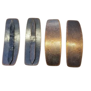 Buet kobber pynt/ plade 4 stk. 4 x 1,4 cm