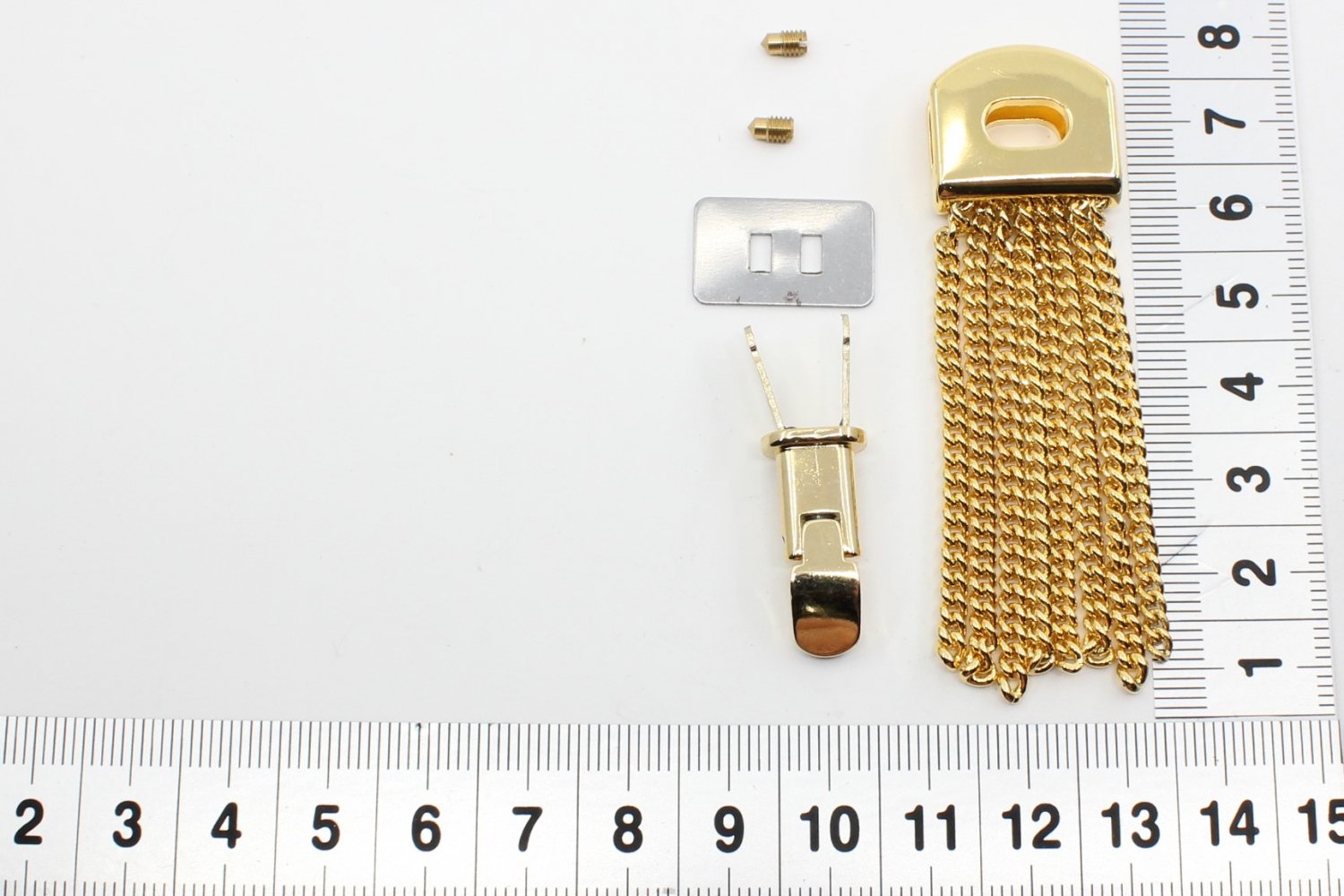 Bag lock with fringe gold