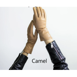 Damehandske i bldt lammeskind med uldfoer - klassisk