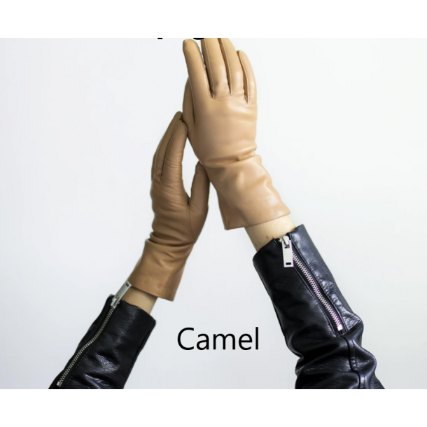 Damehandske i bldt lammeskind med uldfoer - klassisk