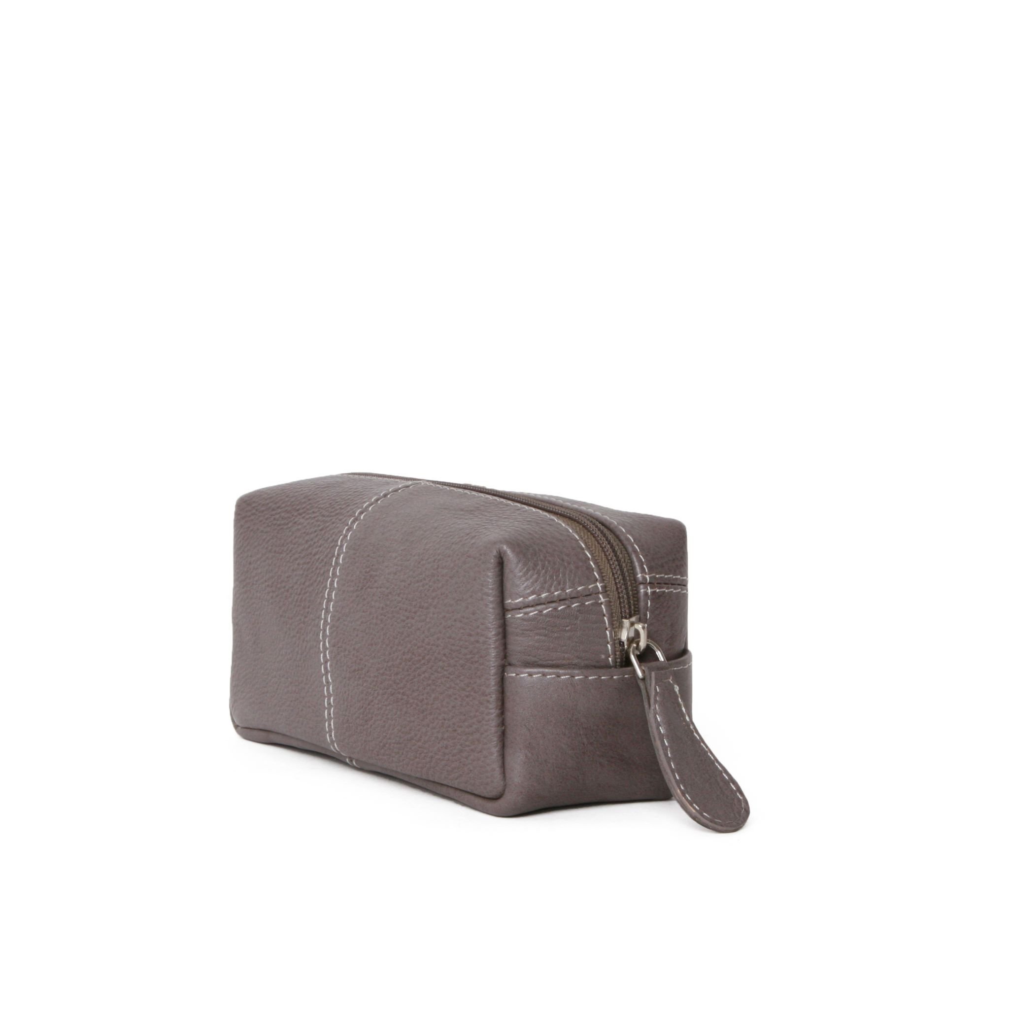Voyage Toiletry Bag in leather