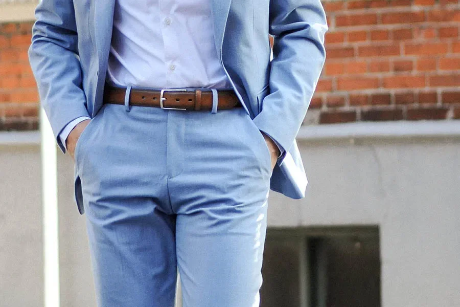 Eksklusiv Klassisk 35 mm lrbelte i vegetabilsk garvet italiensk skinn.