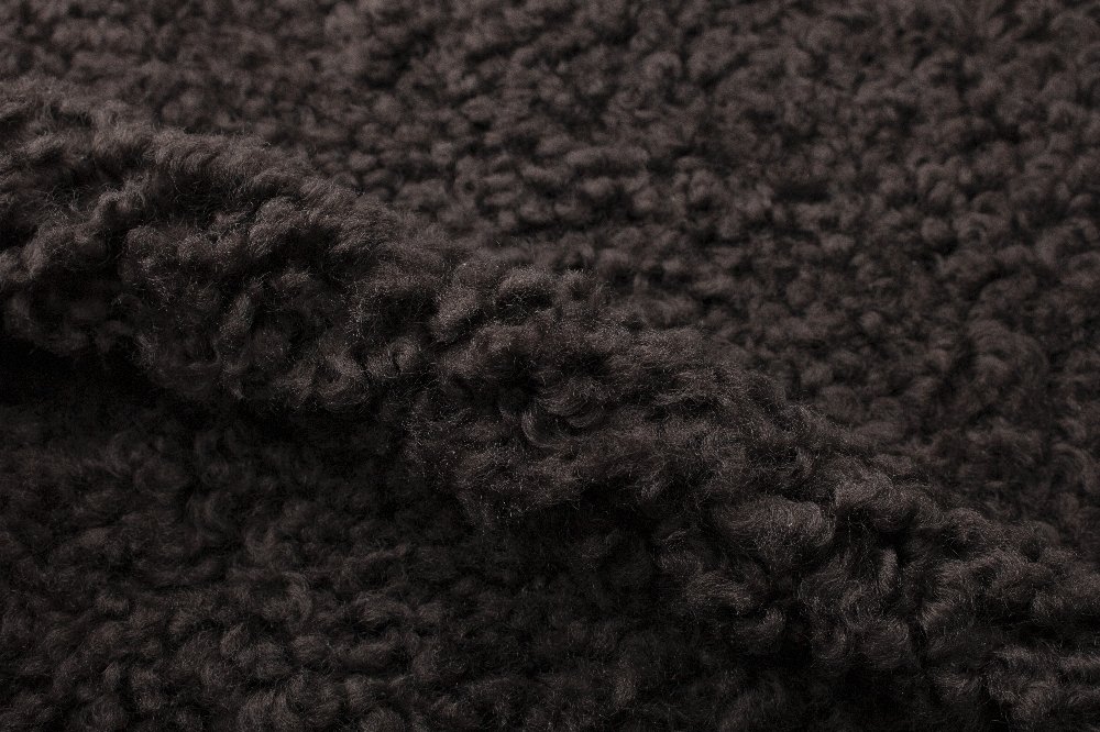 Upholstery lamb approx 10 sqf