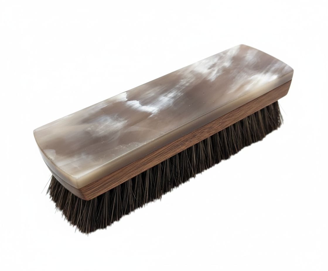SHOE SHINE BRUSH,BROWN WOOD + HORN COVER- HORSE HAIR MELANGE COLOR