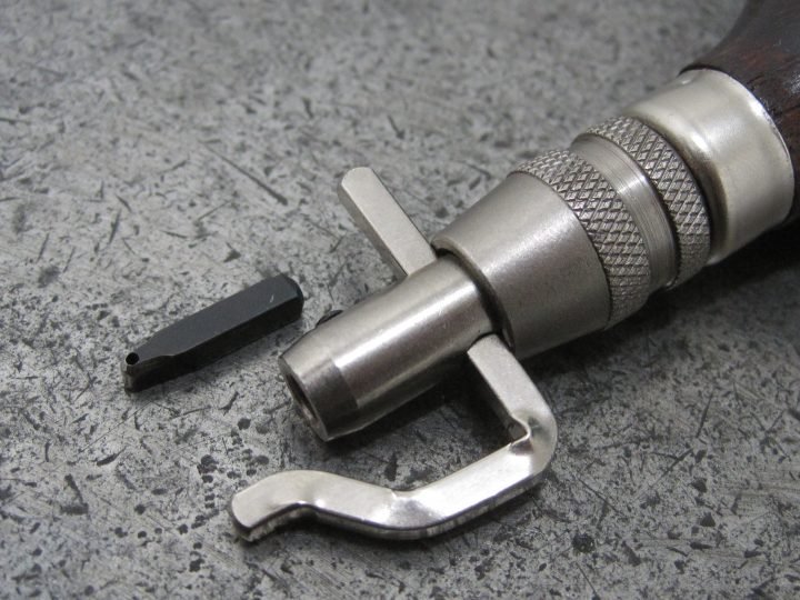 Extra mes voor Adjustable Pro Groover