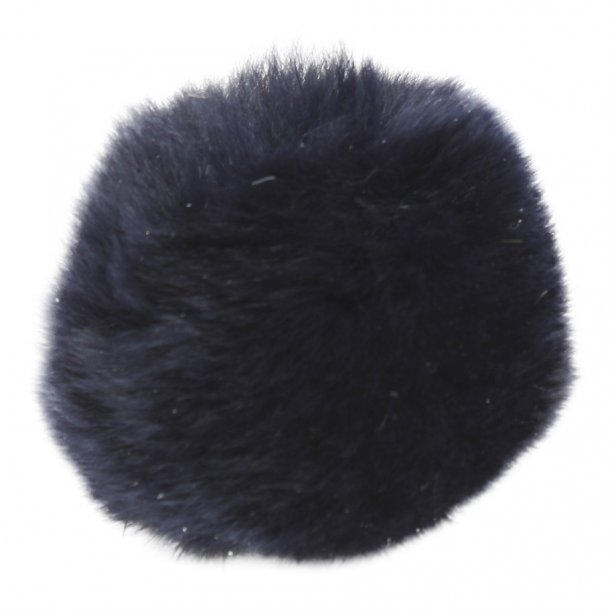 Pompon i kanin ca. 6 cm, med trykknap