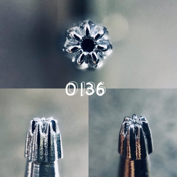 Japans Lederstempels O O136