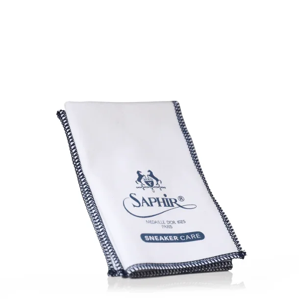 The Sneaker Technical Cloth - Saphir Mdaille d'Or