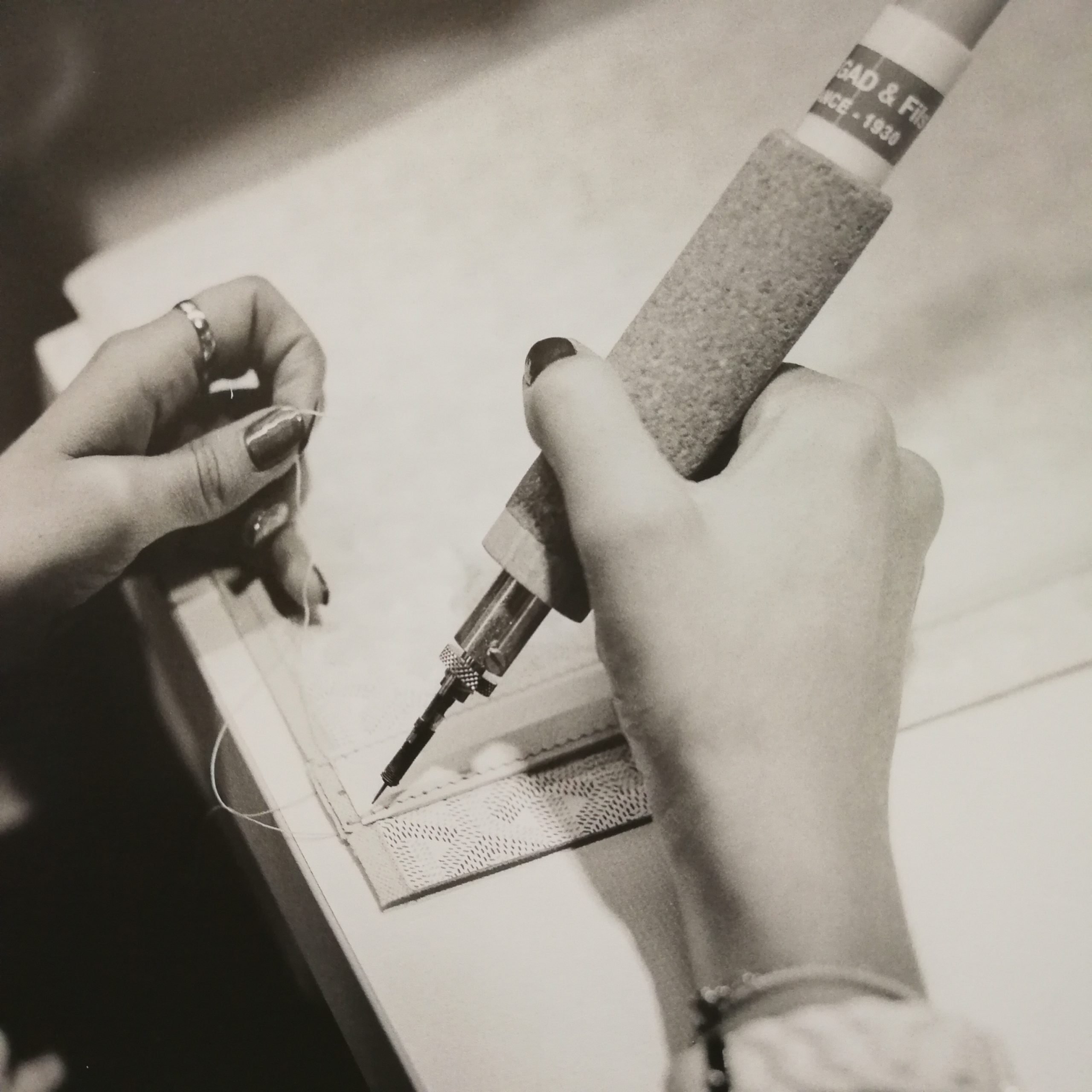 Brænde og smeltejern til tråd