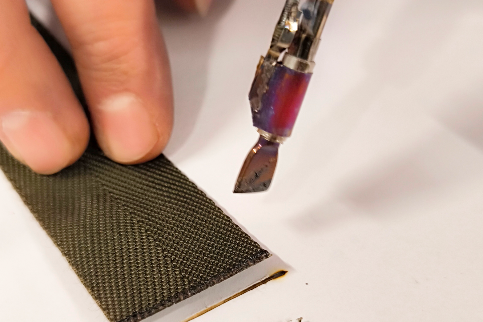 Blixtlsjärn, syntet