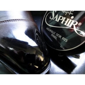 Shoe care العناية بالأحذية