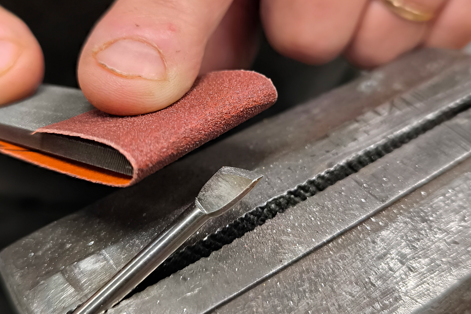 Blixtlsjärn, syntet