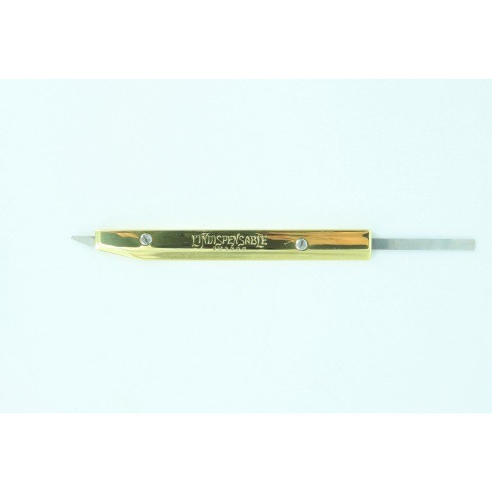Couteau plat et fourreau en laiton 