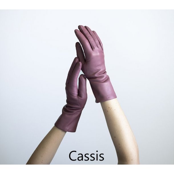 Damehandske i bldt lammeskind med uldfoer - klassisk