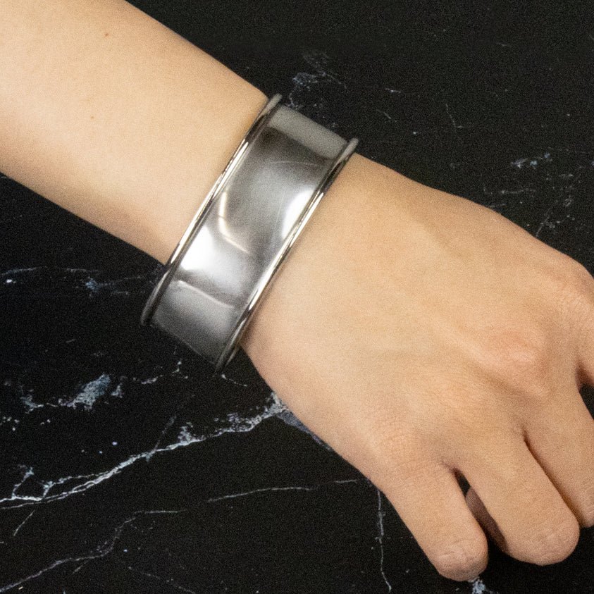 Bracelet manchette en acier inoxydable