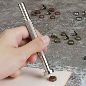 Setzgert fr flache, gewlbte Nieten