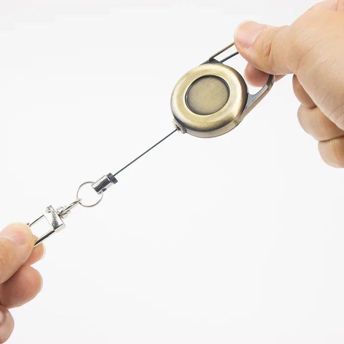 Intrekbare metalen sleutelhouders