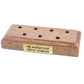 Holder til 7 Regad-jern i træ