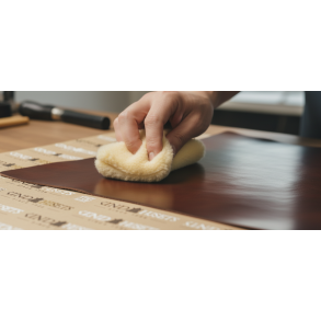 Stykke af  medicinsk garvet lammeskind ca. 15x15cm