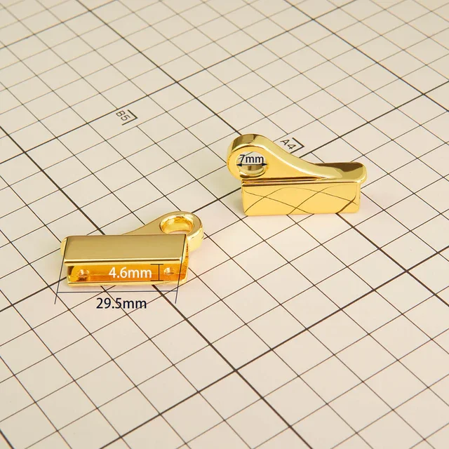 TASSENCLIPS VOOR DE ZIJKANT VAN DE TAS