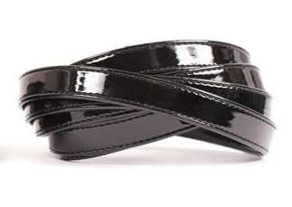 Sangle en cuir souple avec coutures